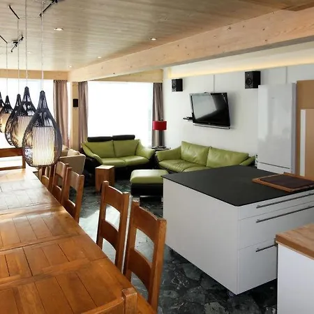 Apartmán Sleeps 15 Wifi